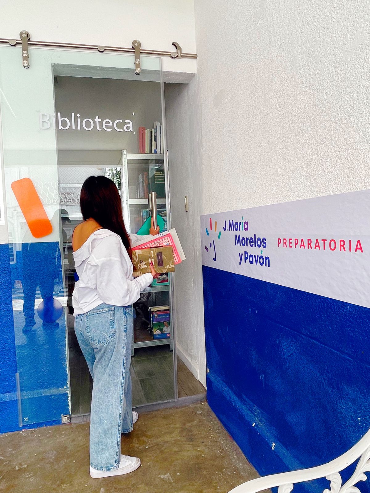 Imagen del laboratorio de la Preparatoria